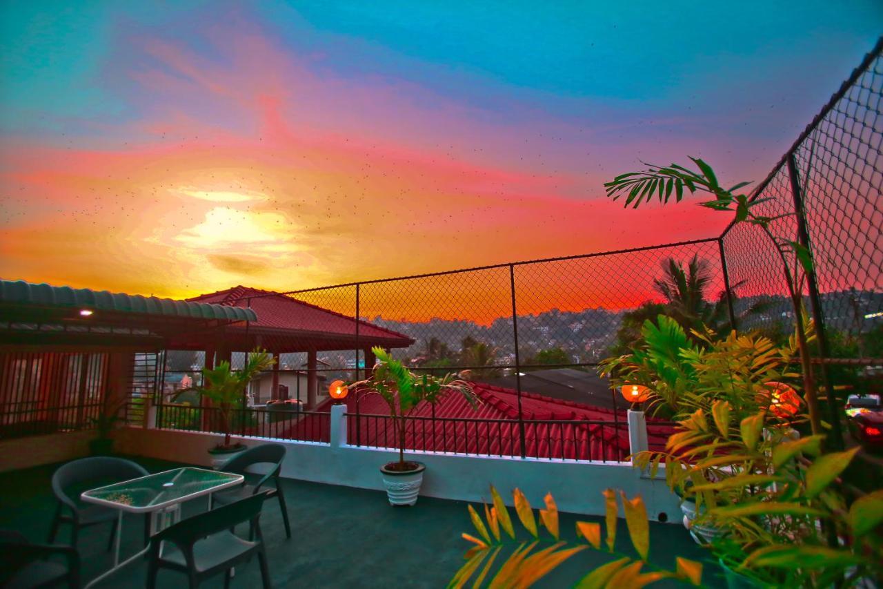 Kandyan Fo Rest ภายนอก รูปภาพ